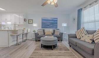 17462 Front Beach Rd in Panama City Beach, FL - Building Photo