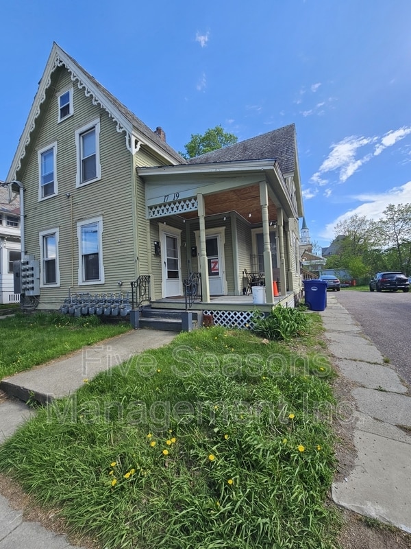 property at 19 Grant St