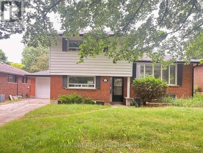 property at 48 Lionel Heights Crescent