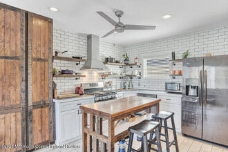 903 Ocean Ave N in Belmar, NJ - Foto de edificio - Building Photo