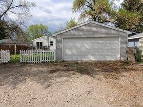 1507 14th Ave S in Grand Forks, ND - Building Photo - Building Photo