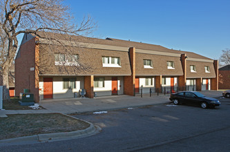 390 Concordia Ave in St. Paul, MN - Building Photo - Building Photo