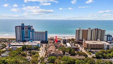 2805 N Ocean Blvd in Myrtle Beach, SC - Building Photo - Building Photo