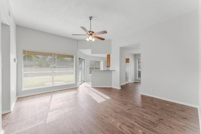 16970 Mockingbird Ct in Conroe, TX - Building Photo - Building Photo