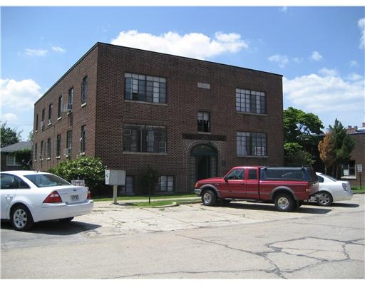 Decker Apartments in Rogers, AR - Foto de edificio