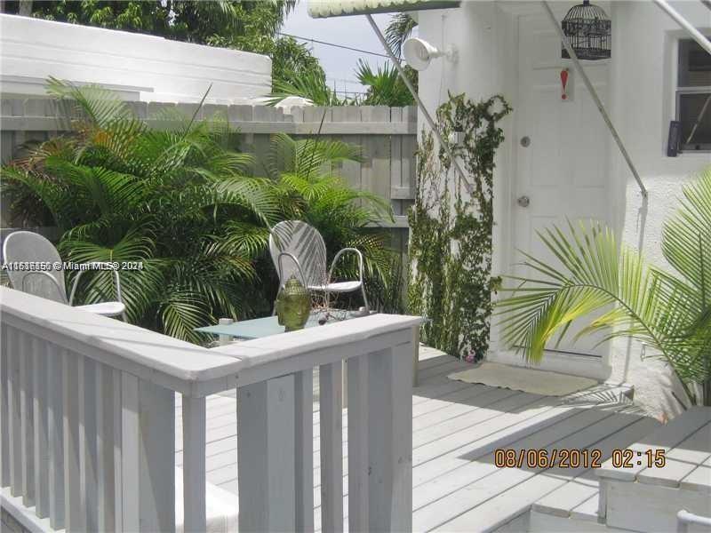 1545 Biarritz Dr-Unit -STUDIO in Miami Beach, FL - Building Photo