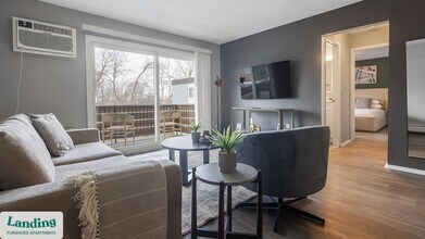 2572 Carpenter Rd in Ann Arbor, MI - Building Photo - Building Photo