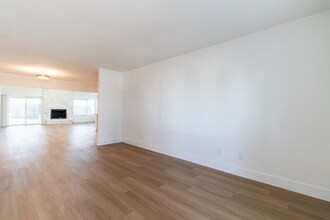 10766 Parkdale Ave in San Diego, CA - Building Photo - Building Photo