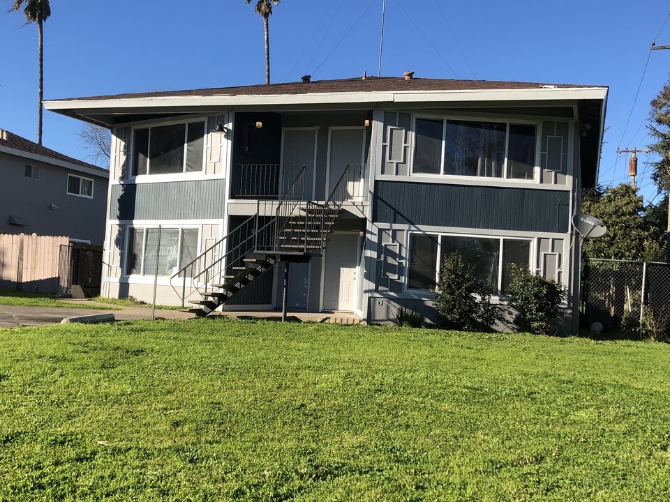 10321 Birmingham Way in Rancho Cordova, CA - Building Photo