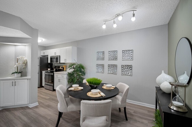 Solara At Wellington in Wellington, FL - Building Photo - Building Photo