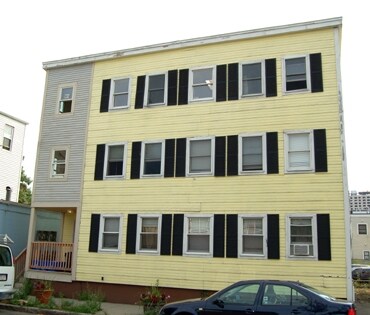 114 Charles St in Cambridge, MA - Foto de edificio