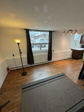 3541 Scarlet Pl-Unit -A in Anchorage, AK - Building Photo - Building Photo