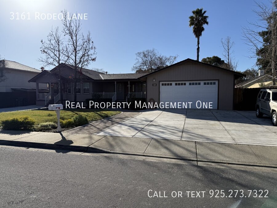 3161 Rodeo Ln in Livermore, CA - Building Photo