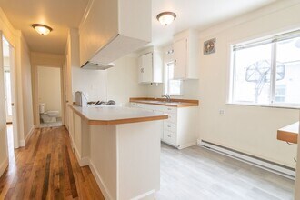 3424 NE 79th Ave in Portland, OR - Building Photo - Building Photo