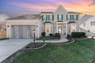 4332 Southern Oak Dr in High Point, NC - Building Photo