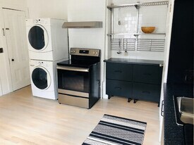 7 Imrie Rd, Unit 1 in Boston, MA - Building Photo