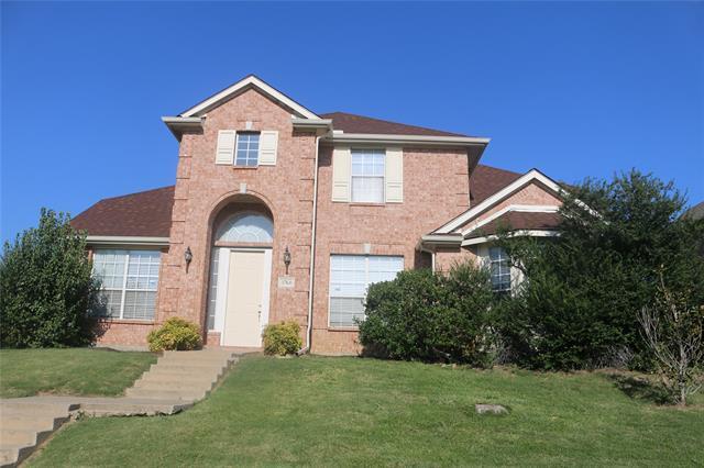 3768 Menard Dr in Carrollton, TX - Foto de edificio