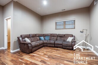 1333 N Bosworth Ave in Chicago, IL - Building Photo - Building Photo