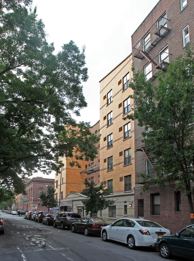 29 E Second St in New York, NY - Foto de edificio - Building Photo