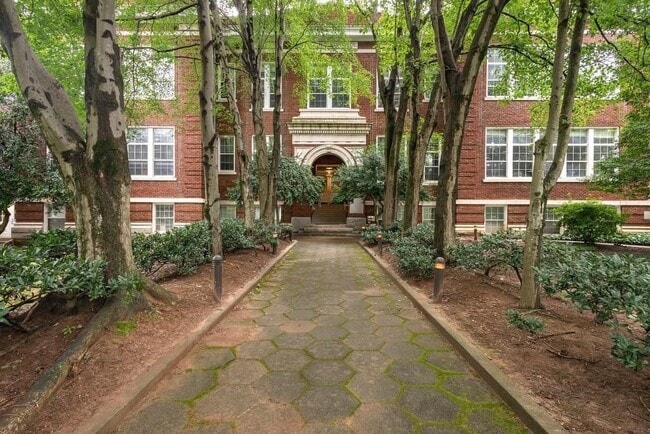 property at 1031 State St NW