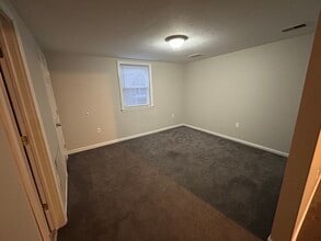 618 Maplewood Ave, Unit Apartment 3 in Ambridge, PA - Building Photo - Building Photo