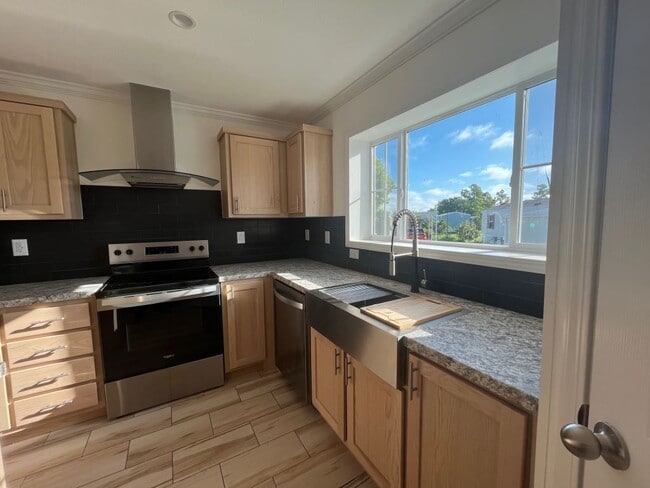 118 Leopard Ln in North Fort Myers, FL - Building Photo - Building Photo