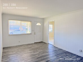 6571 Willowbrae Way in Sacramento, CA - Building Photo - Building Photo