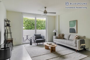 729 NW 2nd St in Miami, FL - Building Photo