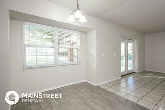 104 Lighter Log Ln in Auburndale, FL - Foto de edificio - Building Photo