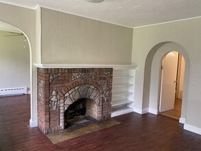 306 River Oaks Dr in Calumet City, IL - Building Photo - Building Photo