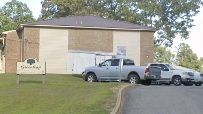 2403 Greenleaf Dr in Haleyville, AL - Building Photo - Building Photo