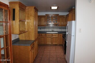 9201 Mt Shasta Dr in El Paso, TX - Building Photo - Building Photo