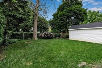 4625 Meadowbrook Rd in Niagara Falls, NY - Building Photo - Building Photo
