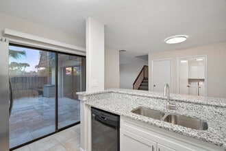 3098 SW Sunset Trace Cir in Palm City, FL - Building Photo - Building Photo