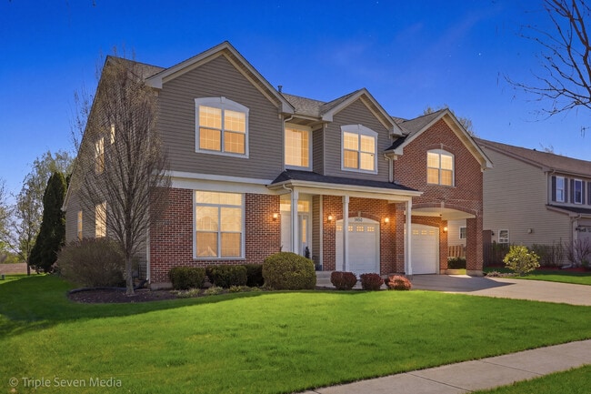 1260 White Chapel Ln in Algonquin, IL - Building Photo - Building Photo