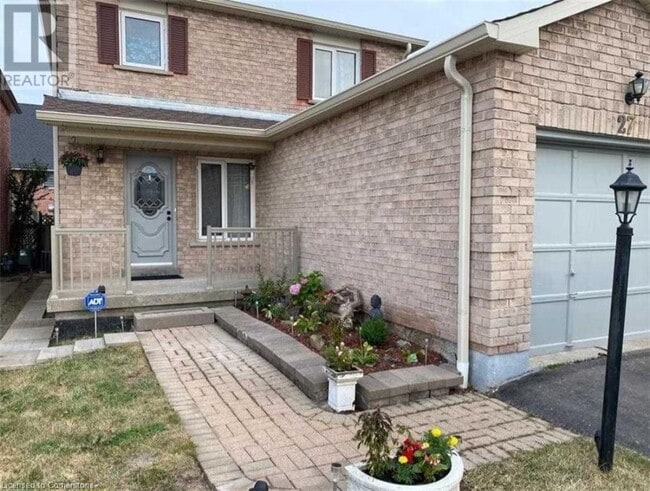 property at 27 Stanwell Dr