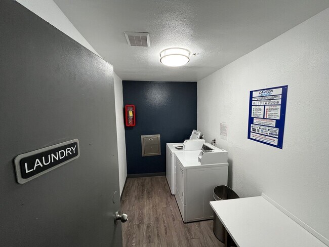 700 S. Berendo Ave in Los Angeles, CA - Building Photo - Building Photo