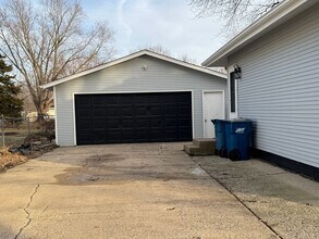 908 16th St in Port Byron, IL - Building Photo - Building Photo