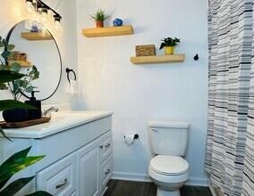 4936 S Lakewood Dr in Panama City, FL - Building Photo - Building Photo