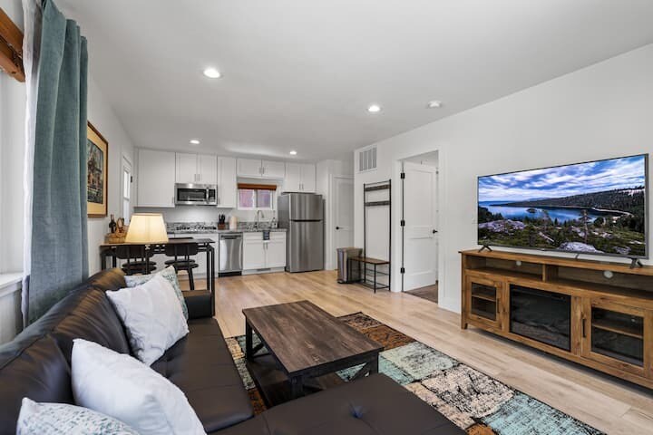 1463 Ormsby Dr, Unit Guest Unit in South Lake Tahoe, CA - Foto de edificio