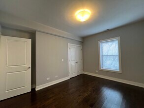 1752 W Summerdale Ave in Chicago, IL - Building Photo - Building Photo