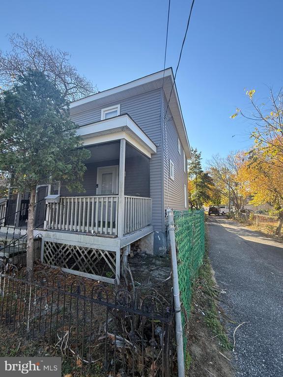 17 E Foundry St in Millville, NJ - Building Photo - Building Photo