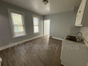 3278 N 17th St in Milwaukee, WI - Building Photo - Building Photo