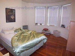 1595 Beacon St-Unit -GNC3 in Brookline, MA - Building Photo - Building Photo