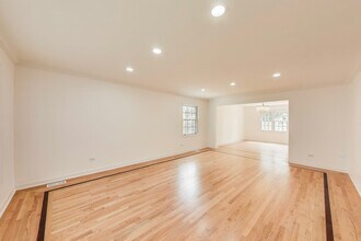 317 N Dee Rd in Park Ridge, IL - Building Photo - Building Photo
