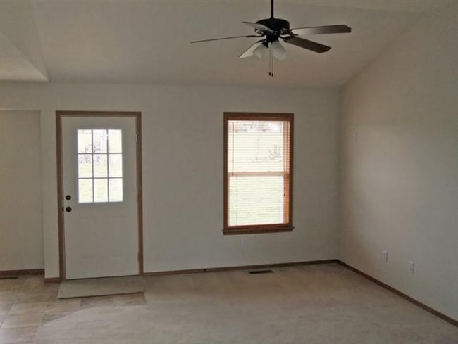 866 Lorenza Dr in Nixa, MO - Building Photo - Building Photo