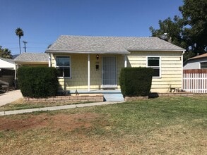242 E Alexander Ave in San Bernardino, CA - Building Photo - Building Photo