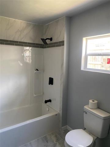 1206 Red Bud St in Oak Point, TX - Building Photo - Building Photo