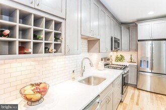 522 S Bethel St in Baltimore, MD - Building Photo - Building Photo