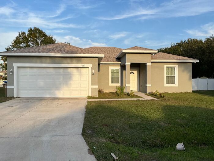 615 N Delmonte Ct in Poinciana, FL - Building Photo